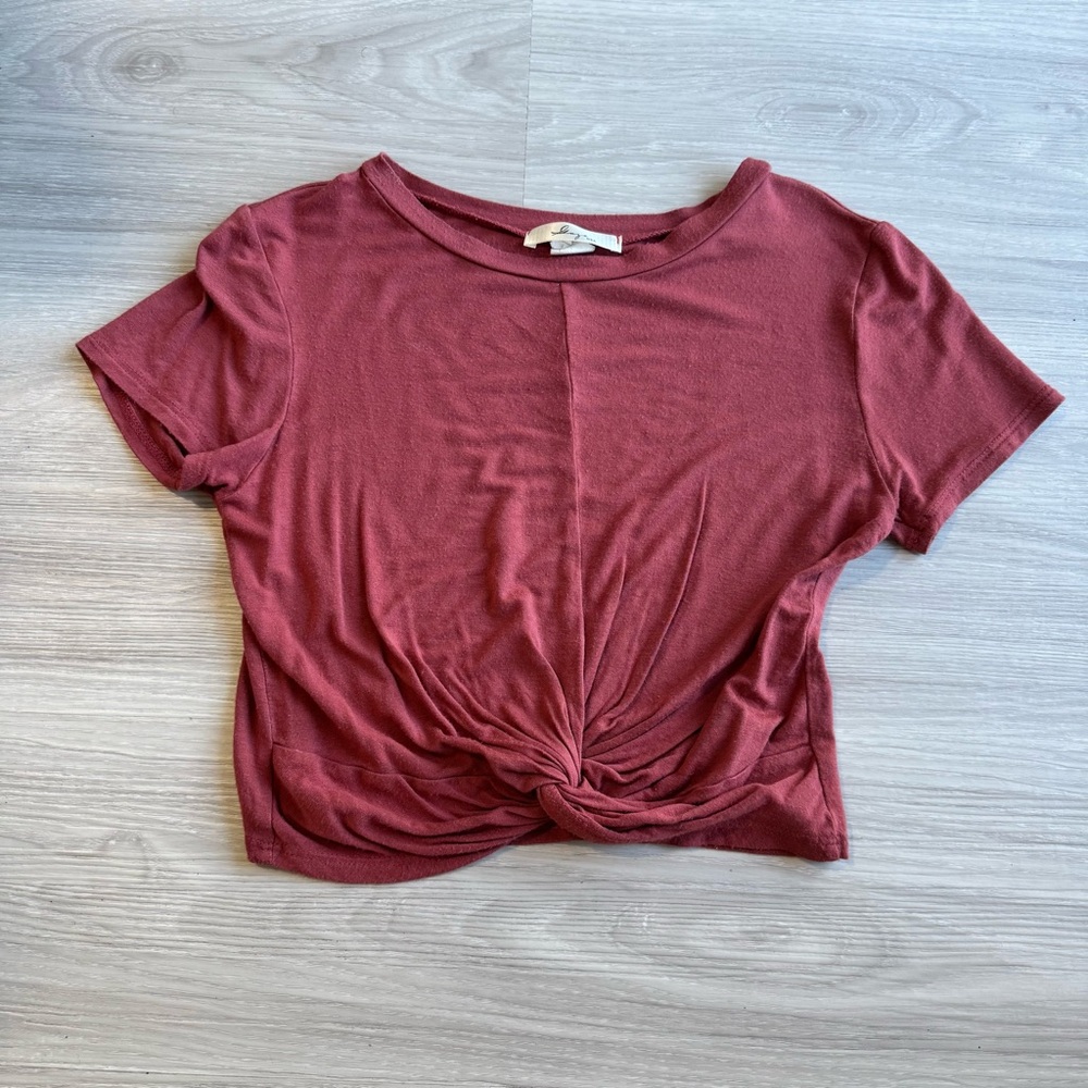 Short Sleeve Cropped Knotted Top